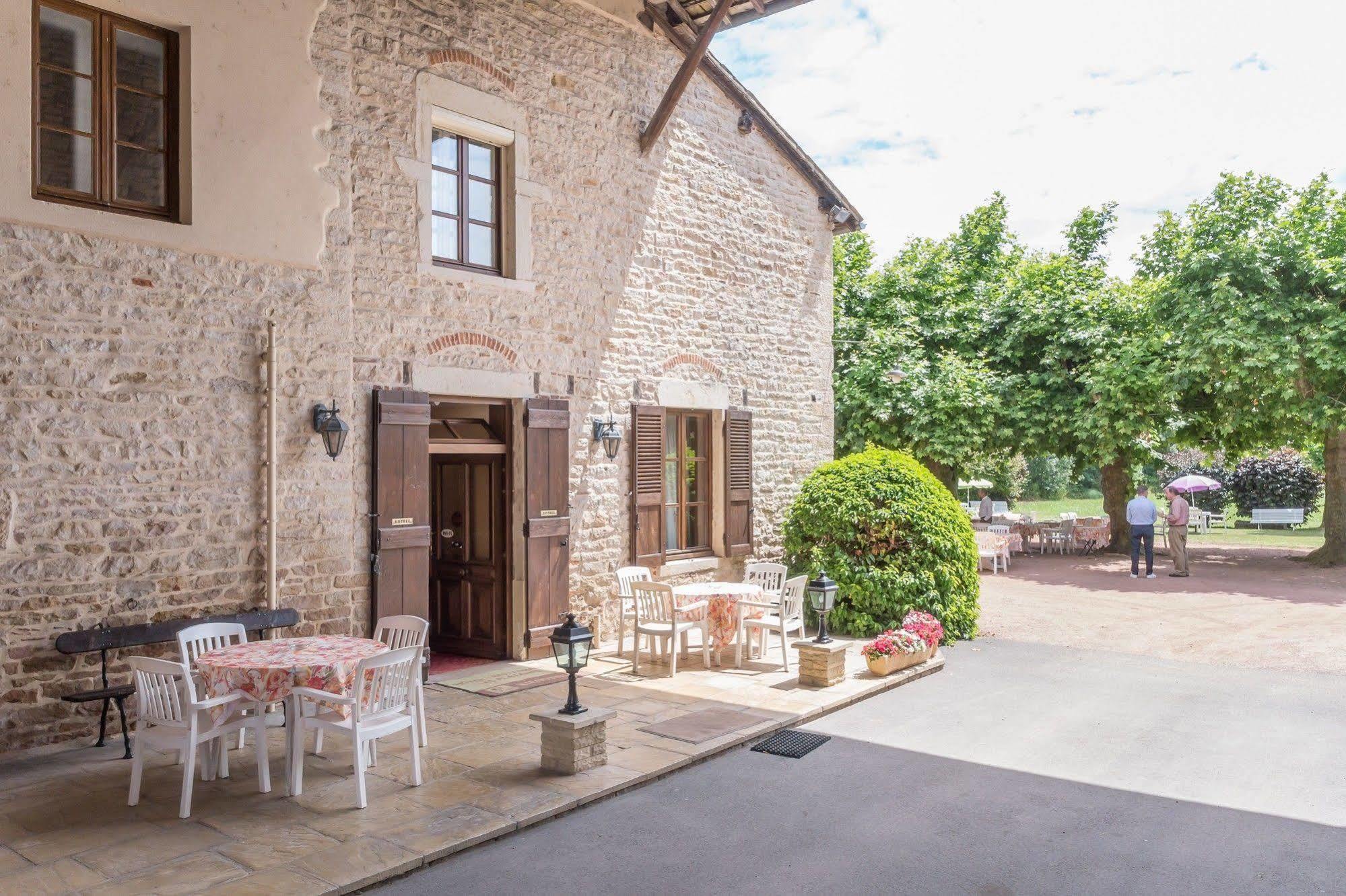 Logis Hotel Les Platanes Reyssouze Exterior foto